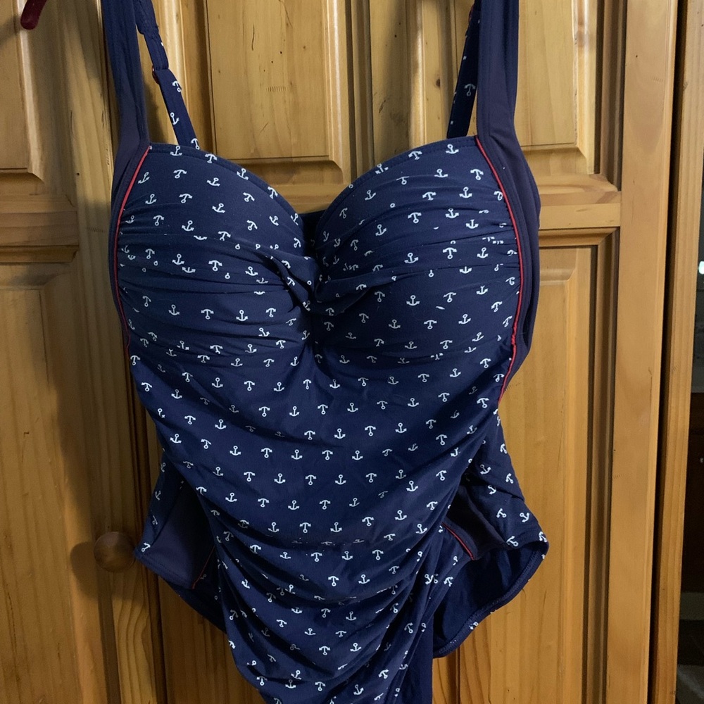 Bondi Nip Tuck Classic Retro Style Swimsuit, Size 16 XL